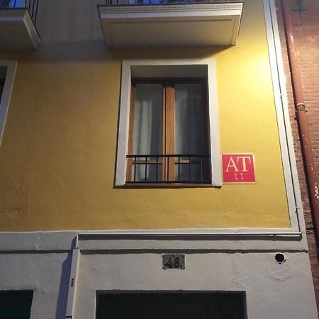 Txoko 48 Apartman Pamplona Kültér fotó