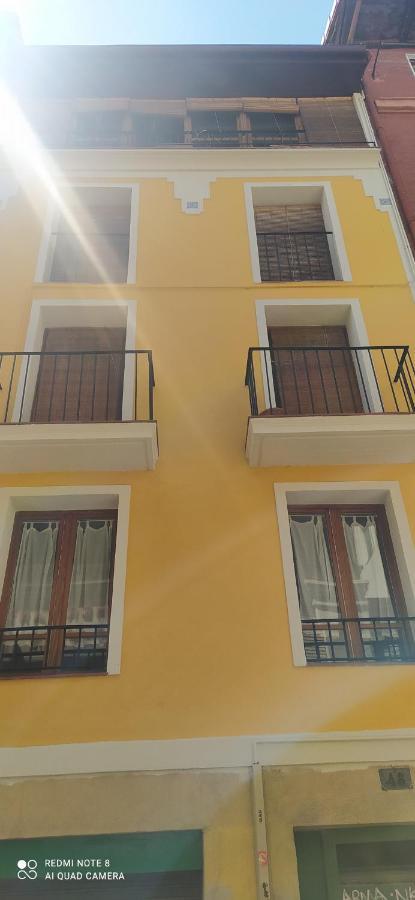 Txoko 48 Apartman Pamplona Kültér fotó