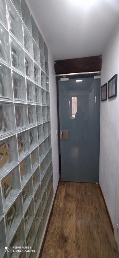 Txoko 48 Apartman Pamplona Kültér fotó