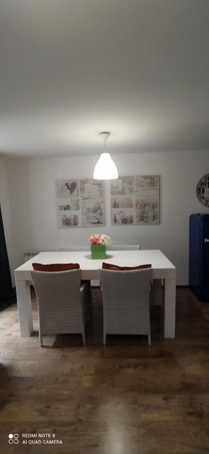 Txoko 48 Apartman Pamplona Kültér fotó