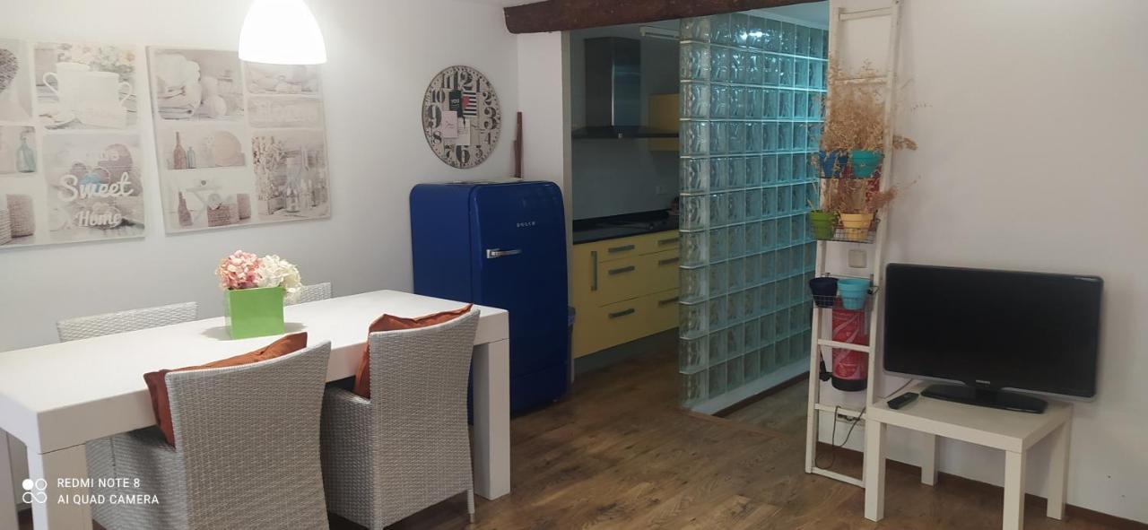 Txoko 48 Apartman Pamplona Kültér fotó