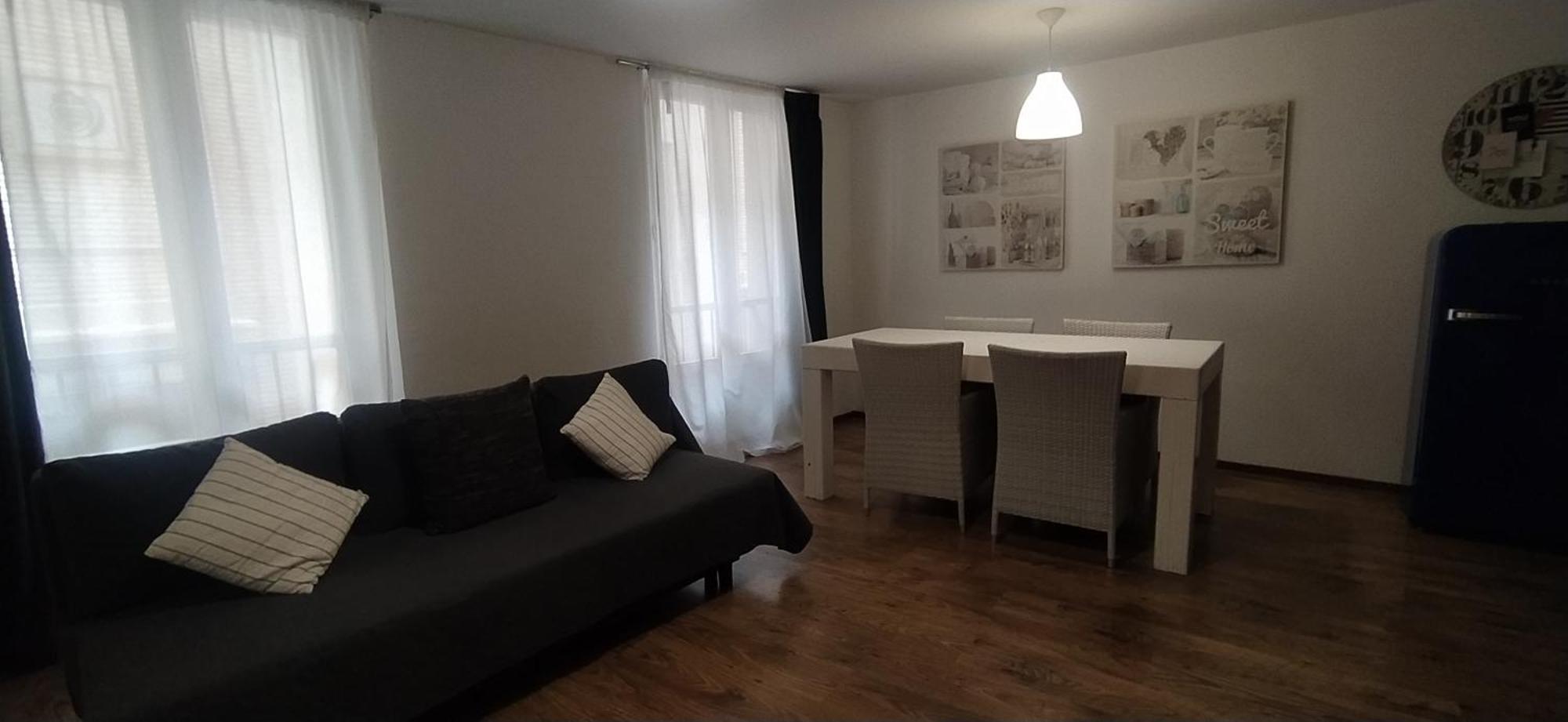 Txoko 48 Apartman Pamplona Kültér fotó