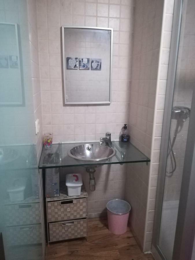 Txoko 48 Apartman Pamplona Kültér fotó